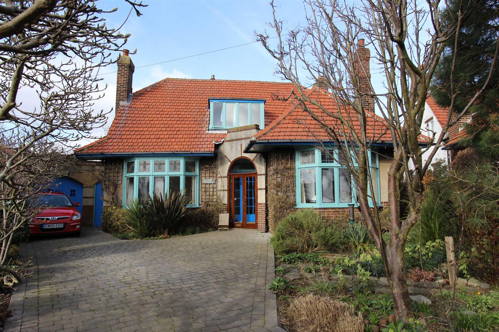 Priory Crescent, Bridlington Belts Estate Agents